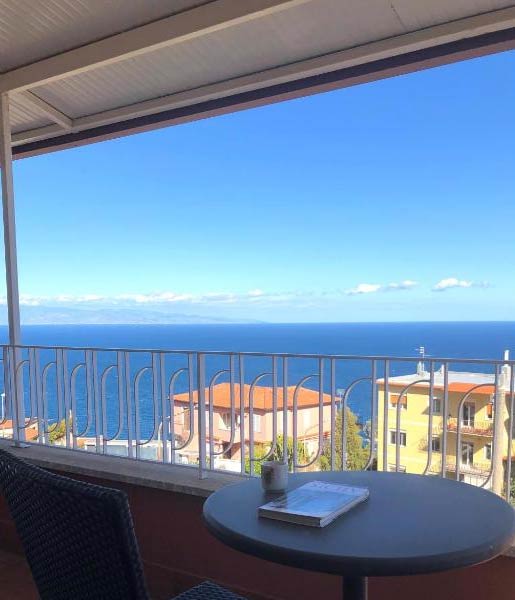 Taormina Panoramic Apartments